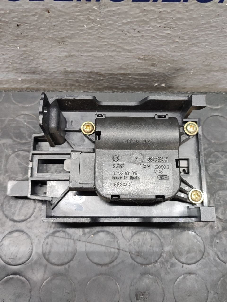 Left Motor for Heating Box Bmw 5 (E60) Code:0132801316 - F&P CRASH SRLS - Used Parts