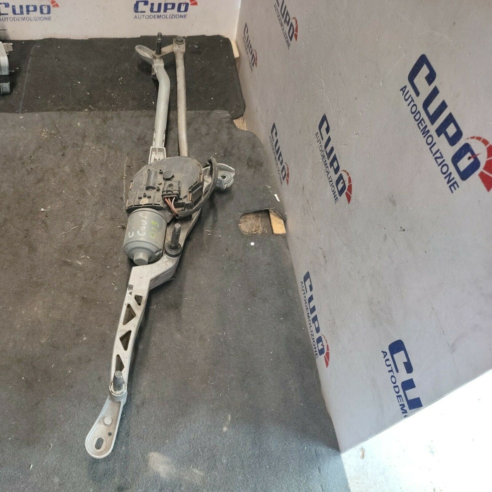 FRONT WINDSHIELD WIPER MOTOR WITH TANDEM MERCEDES CLASS C COUPE 07-13 1397220666 - F&P CRASH SRLS - Used Parts