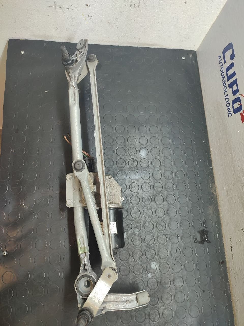 Motorino tergicristalli anteriore BMW SERIE 3 (E90) cod: 6978263-01 - F&P CRASH SRLS - Ricambi Usati