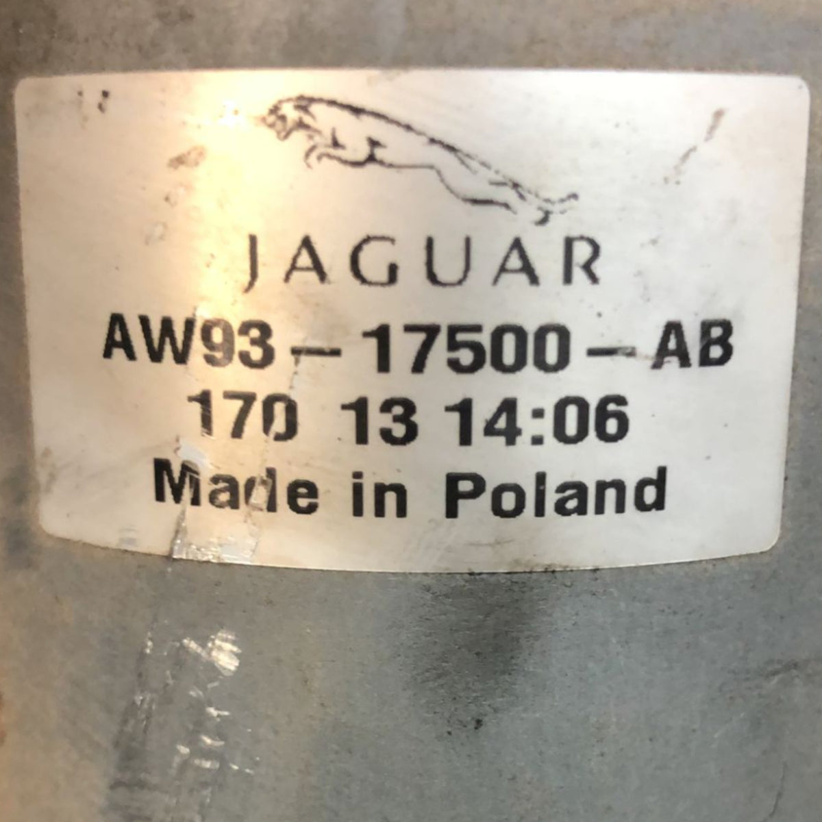 Front Windshield Wiper Motor Jaguar XJ (X351) (2009 > 2019) code:AW93 - 17500 - AB - F&P CRASH SRLS - Used Parts