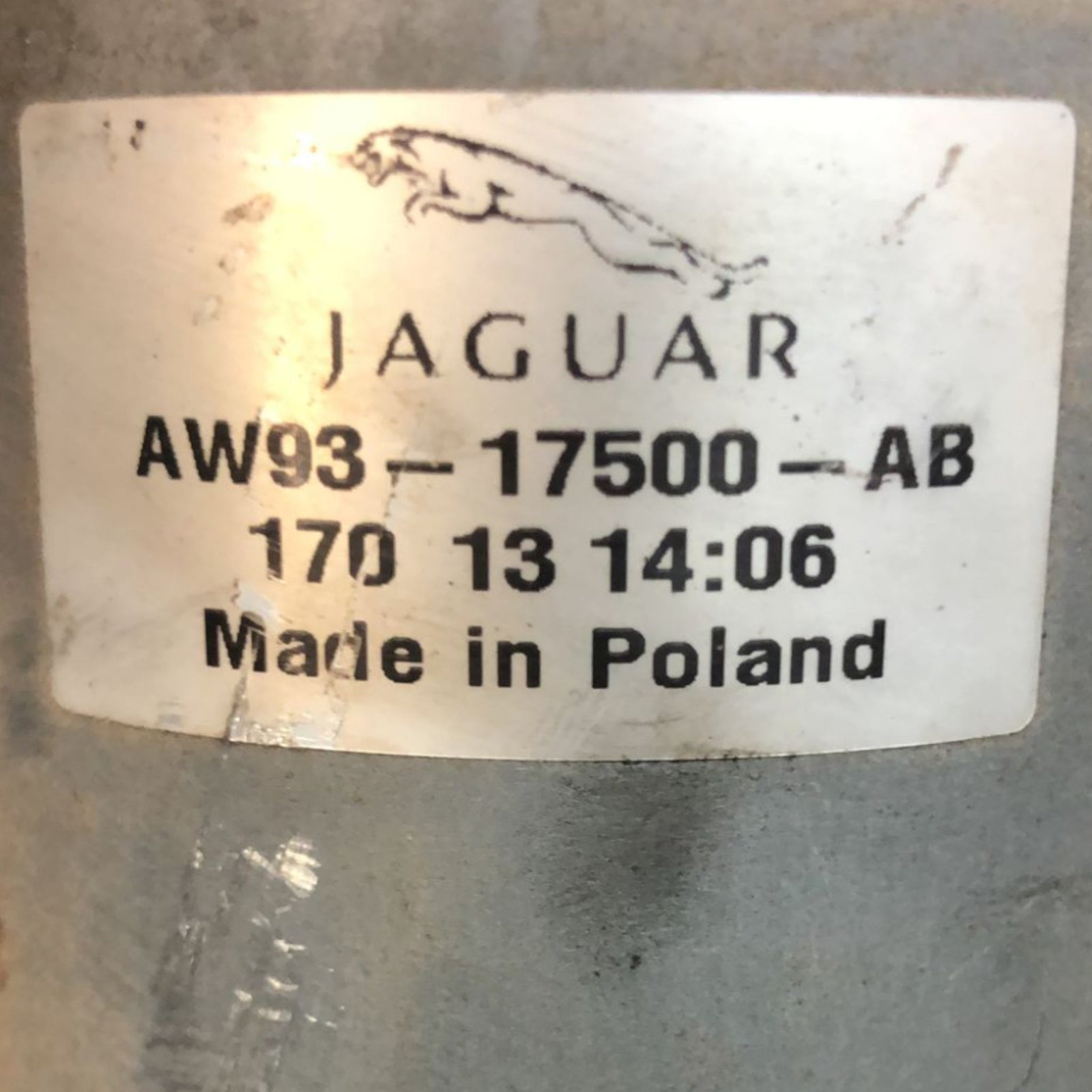 Front Windshield Wiper Motor Jaguar XJ (X351) (2009 > 2019) code:AW93 - 17500 - AB - F&P CRASH SRLS - Used Parts