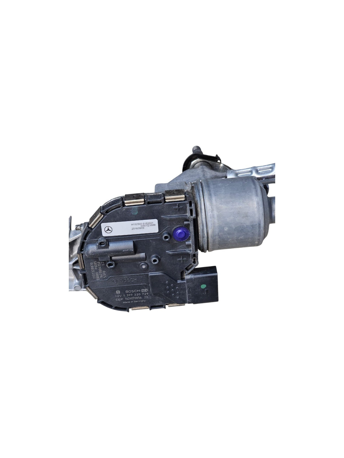 Front Windshield Wiper Motor Mercedes Classe C W205 Code:A2058200740 (2014 - 2021) Code:A2058200740 - F&P CRASH SRLS - Used Parts