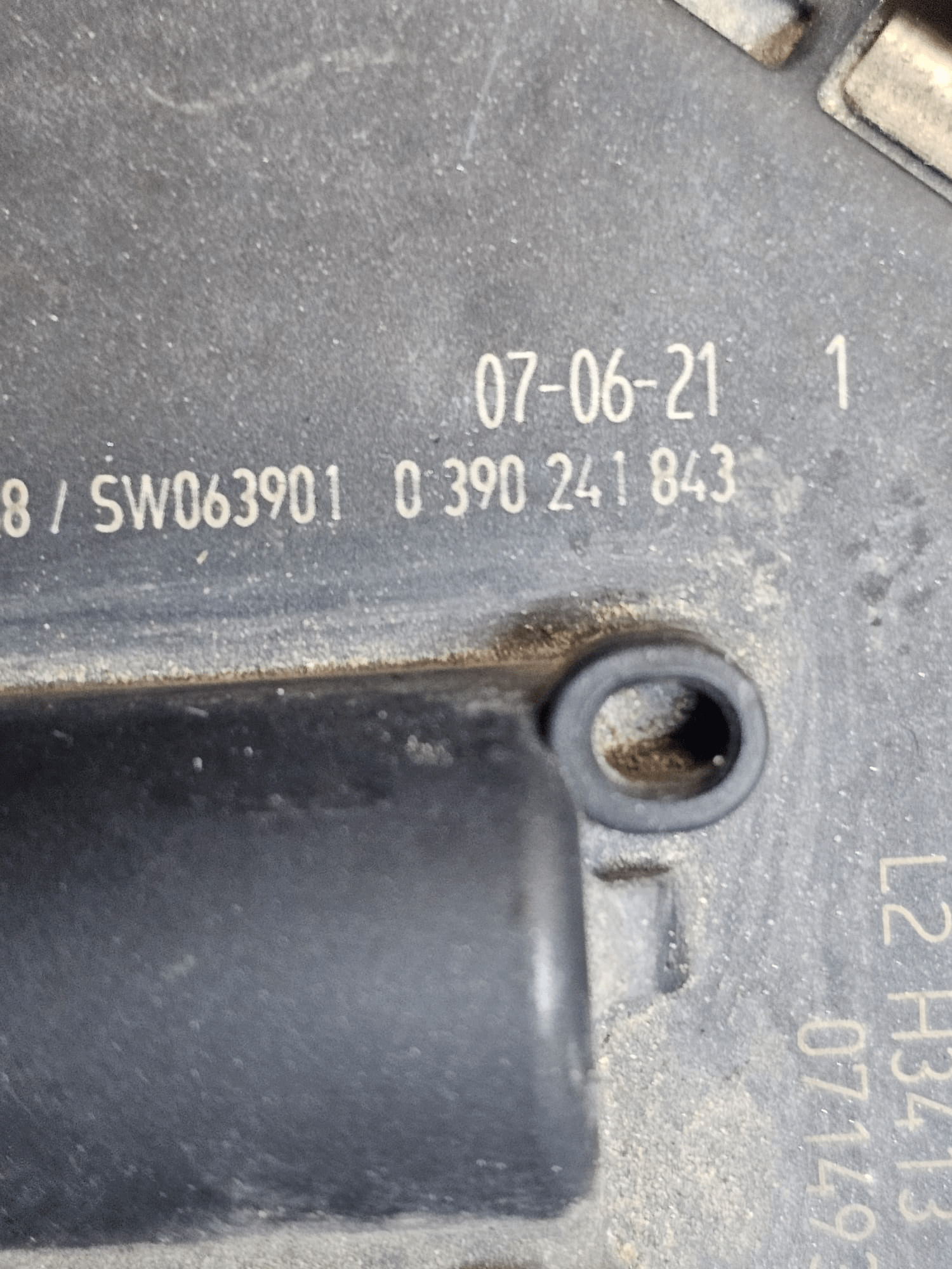 Front Windshield Wiper Motor Mercedes GLK X204 Code:1397220567 (2008 - 2015) - F&P CRASH SRLS - Used Parts