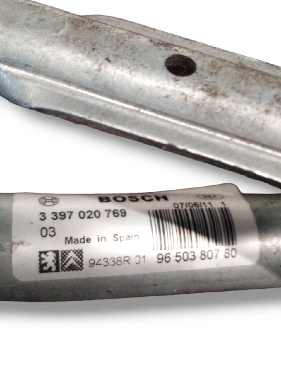 Motorino Tergicristalli Anteriore Peugeot 207 (2006 - 2015)cod.3397020769 / 9650380780 - F&P CRASH SRLS - Ricambi Usati
