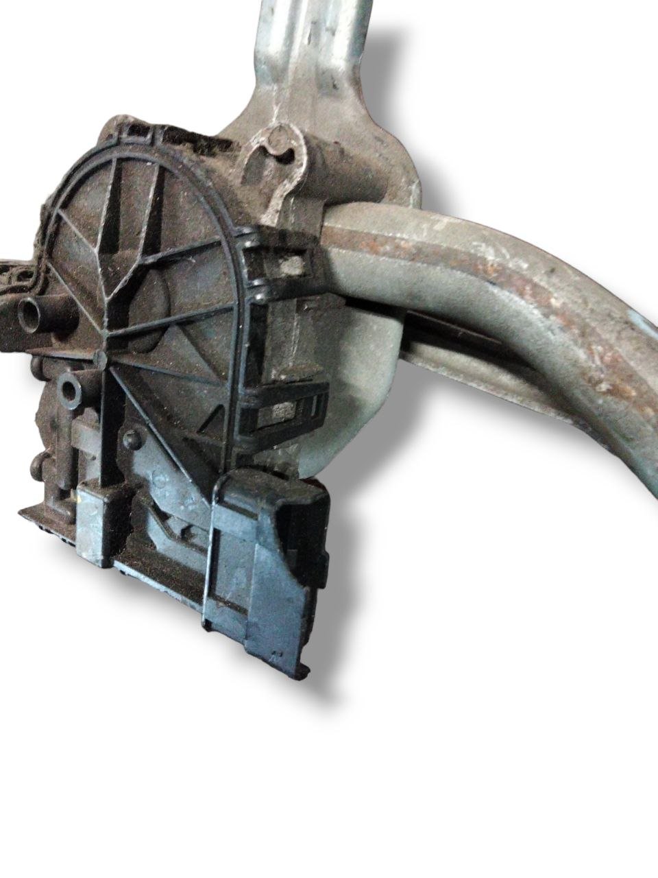 Motorino Tergicristalli Anteriore Peugeot 207 (2006 - 2015)cod.9650380780 - F&P CRASH SRLS - Ricambi Usati