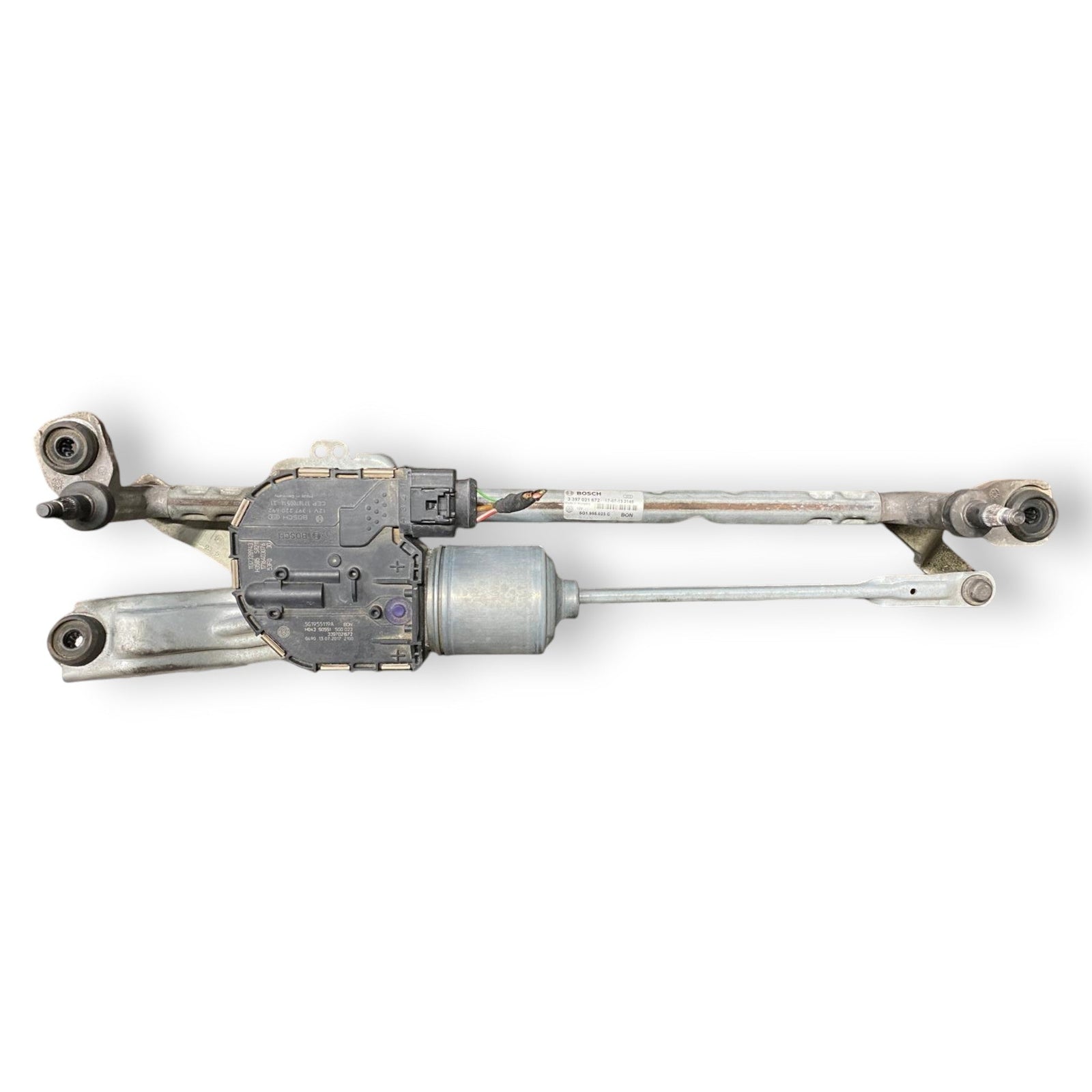 Front windshield wiper motor Volkswagen Golf VII (2012 - 2021) Code: 5G1955023C - F&P CRASH SRLS - Used Parts