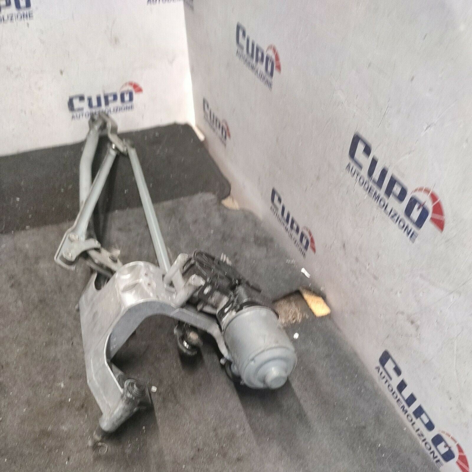 Motorino Tergicristallo Anteriore Con Tandem Ford Focus C-Max 03-10 0390241724 - F&P CRASH SRLS - Ricambi Usati