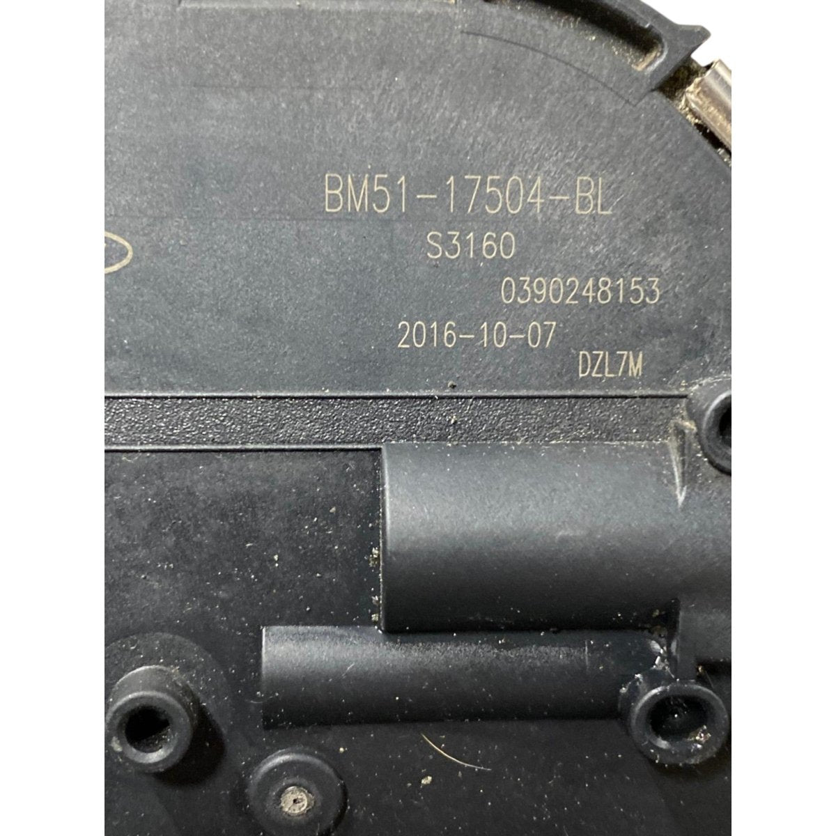 Right front windshield wiper motor (dx) Ford Focus III (2011 - 2018) Code: BM51 - 17K484 - BL - F&P CRASH SRLS - Used Parts