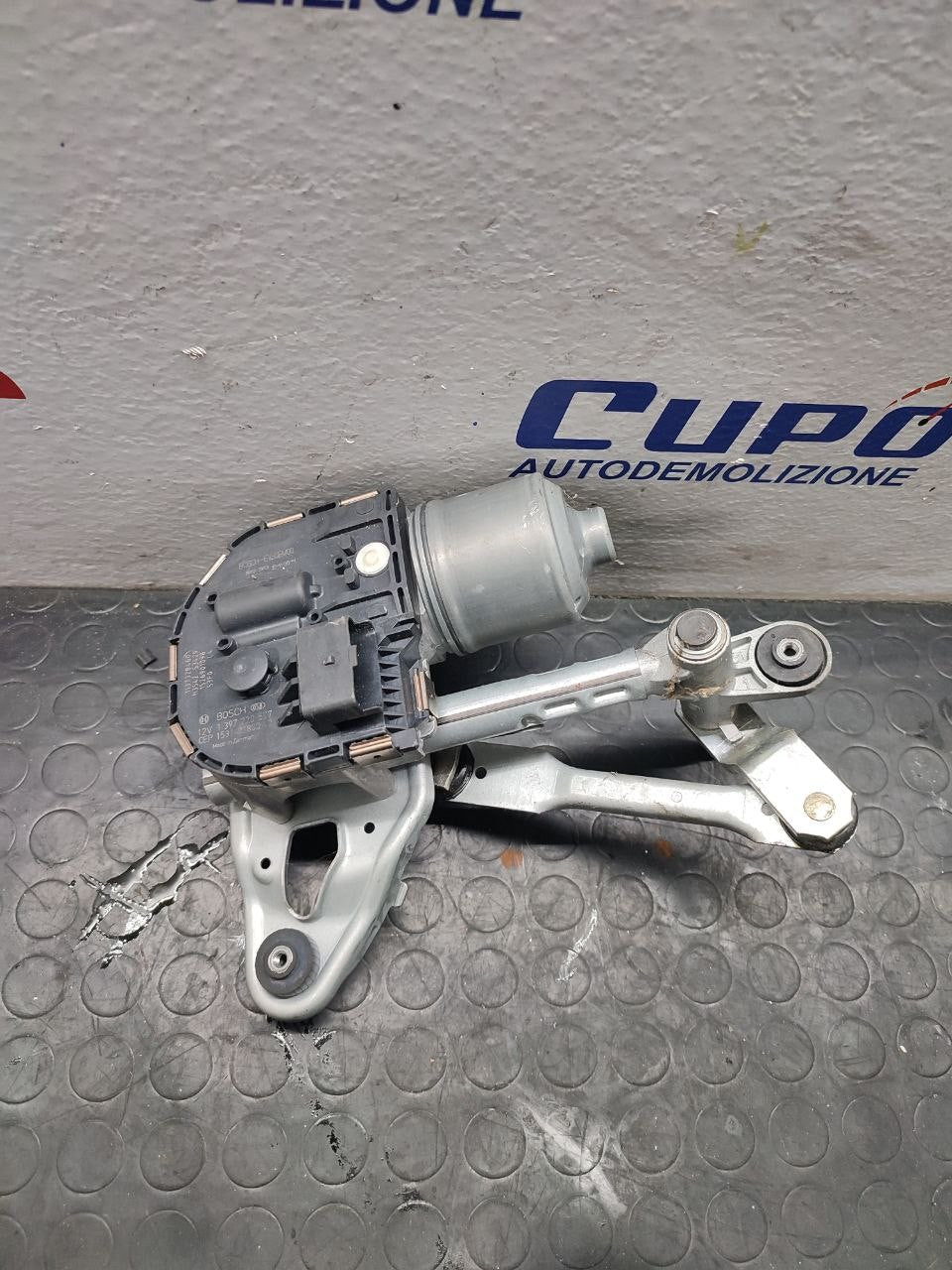 Front Windshield Wiper Motor Right Peugeot 5008 (2013) Code:1397220577 - F&P CRASH SRLS - Used Parts