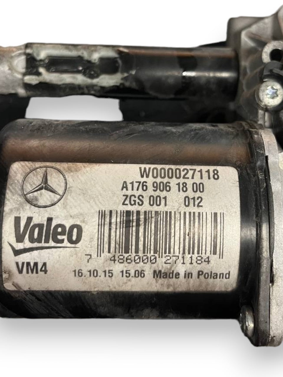 Front Windshield Wiper Motor Mercedes - Benz Class A W176 (2012 to 2018) code: A1769061800 / W000027118 - F&P CRASH SRLS - Used Parts