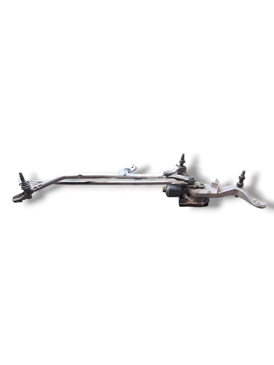 Front Wiper Motor Mercedes-Benz GLC X253 - Class C W205 (2013-2021) COD:A2058200740 - F&P CRASH SRLS - Used Parts