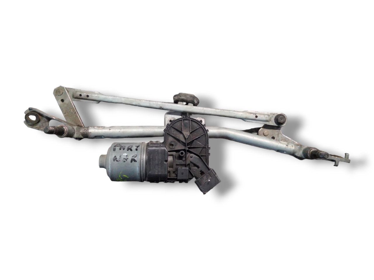 Front Windshield Wiper Motor Peugeot Partner (2008 - 2018) code.0390241621 - F&P CRASH SRLS - Used Parts