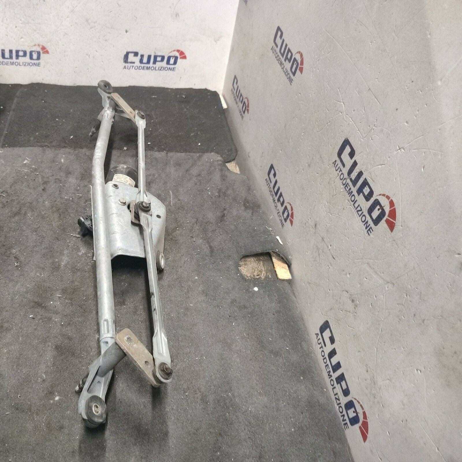 MOTORINO TERGICRISTALLO ANTERIORE TANDEM TOYOTA Avensis Berlina 1° 85110-05040-B - F&P CRASH SRLS - Ricambi Usati