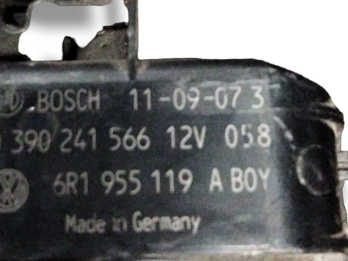 Front Windshield Wiper Motor Volkswagen Polo 6R (2009 - 2017) cod.6R1955119A - 0390241566 - F&P CRASH SRLS - Used Parts