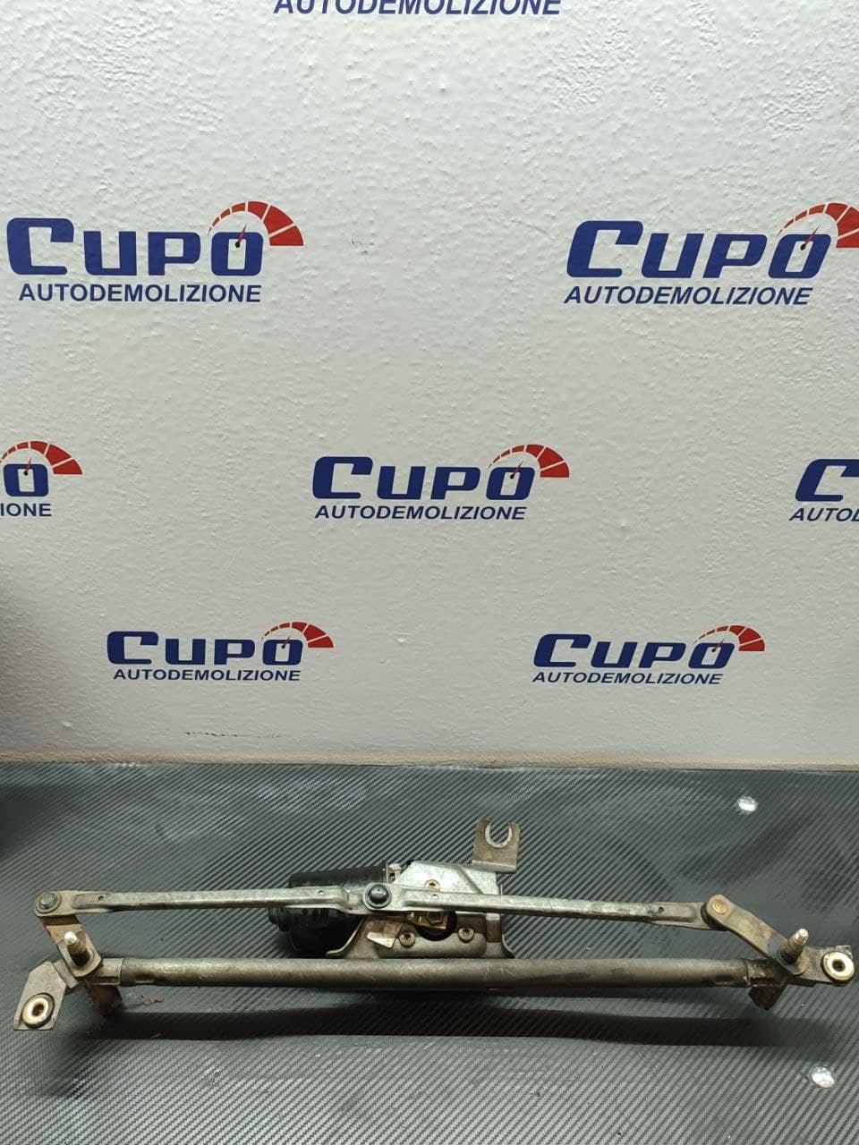 Front Windshield Wiper Motor Volkswagen Polo Cod:0390241178 - F&P CRASH SRLS - Used Parts