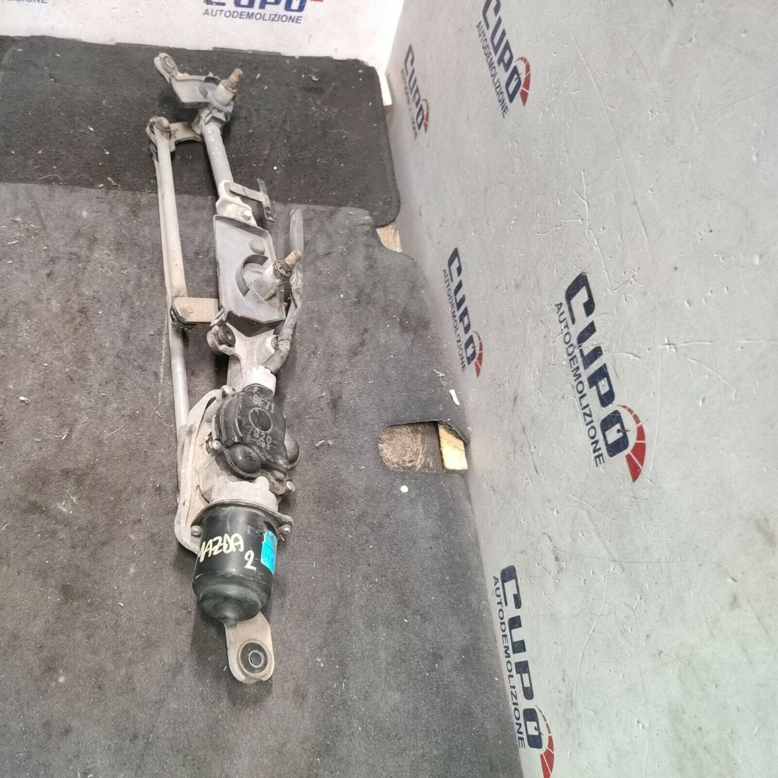 Motorino Tergicristallo Completo Con Tandem Mazda 2 (2007 2015) 5P Berlina Df71 - F&P CRASH SRLS - Ricambi Usati