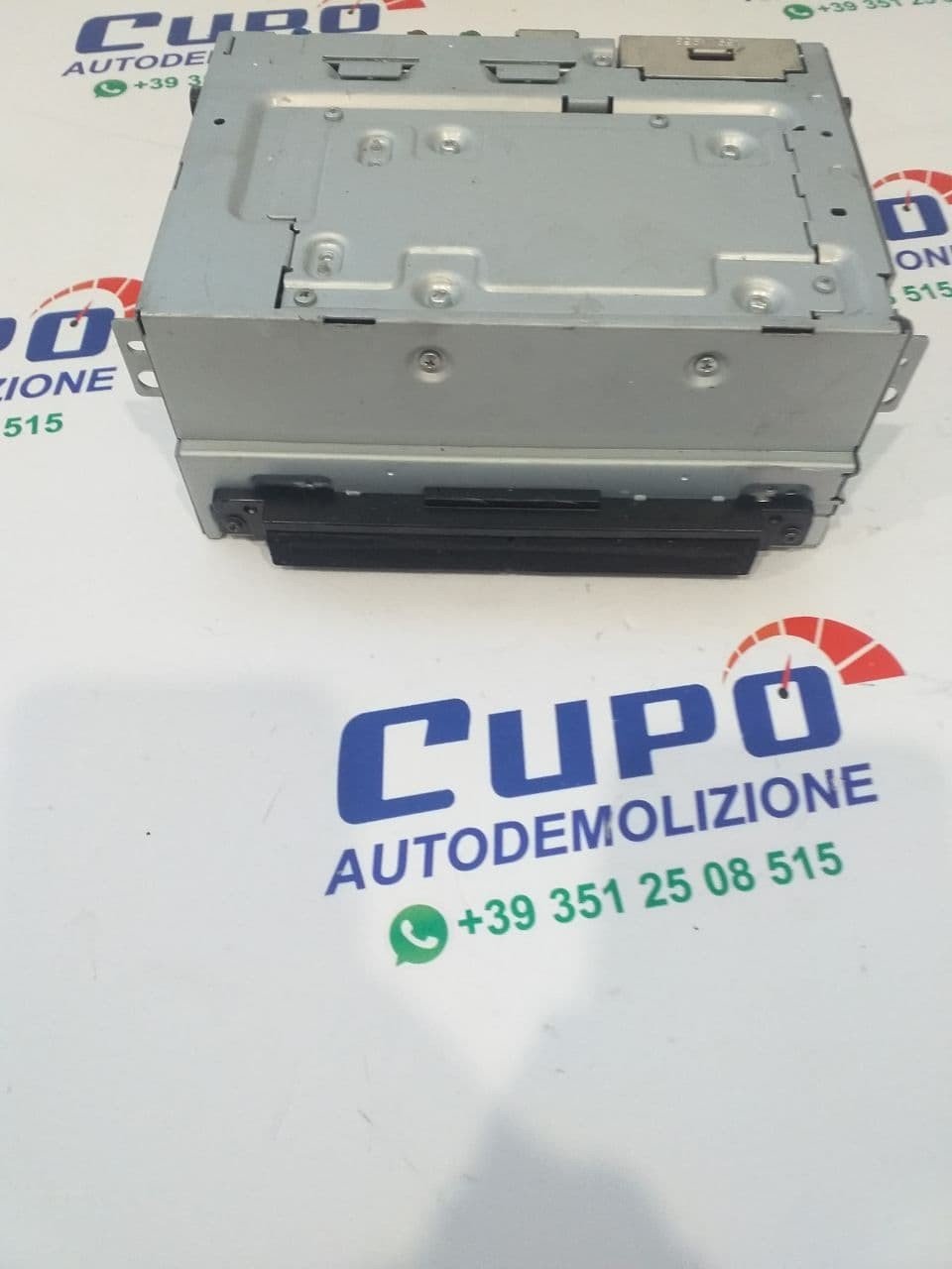Navigatore gps Volvo Xc60 2014 cod CF6N18C815HA - F&P CRASH SRLS - Ricambi Usati
