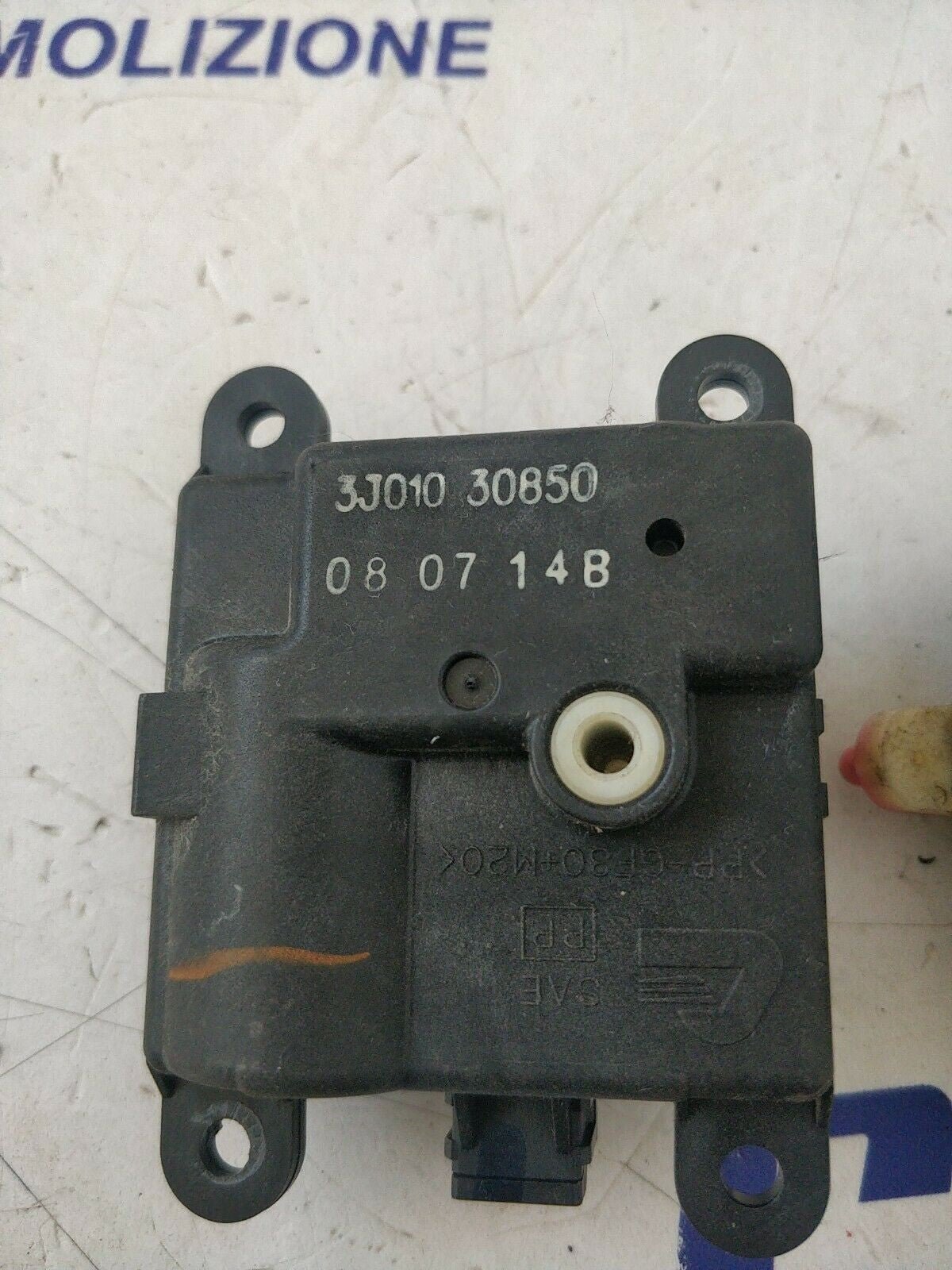 Nissan Qashqai J10 Coppia Attuatori ricircolo aria A24820A3200000 / 3J010 30850 - F&P CRASH SRLS - Ricambi Usati