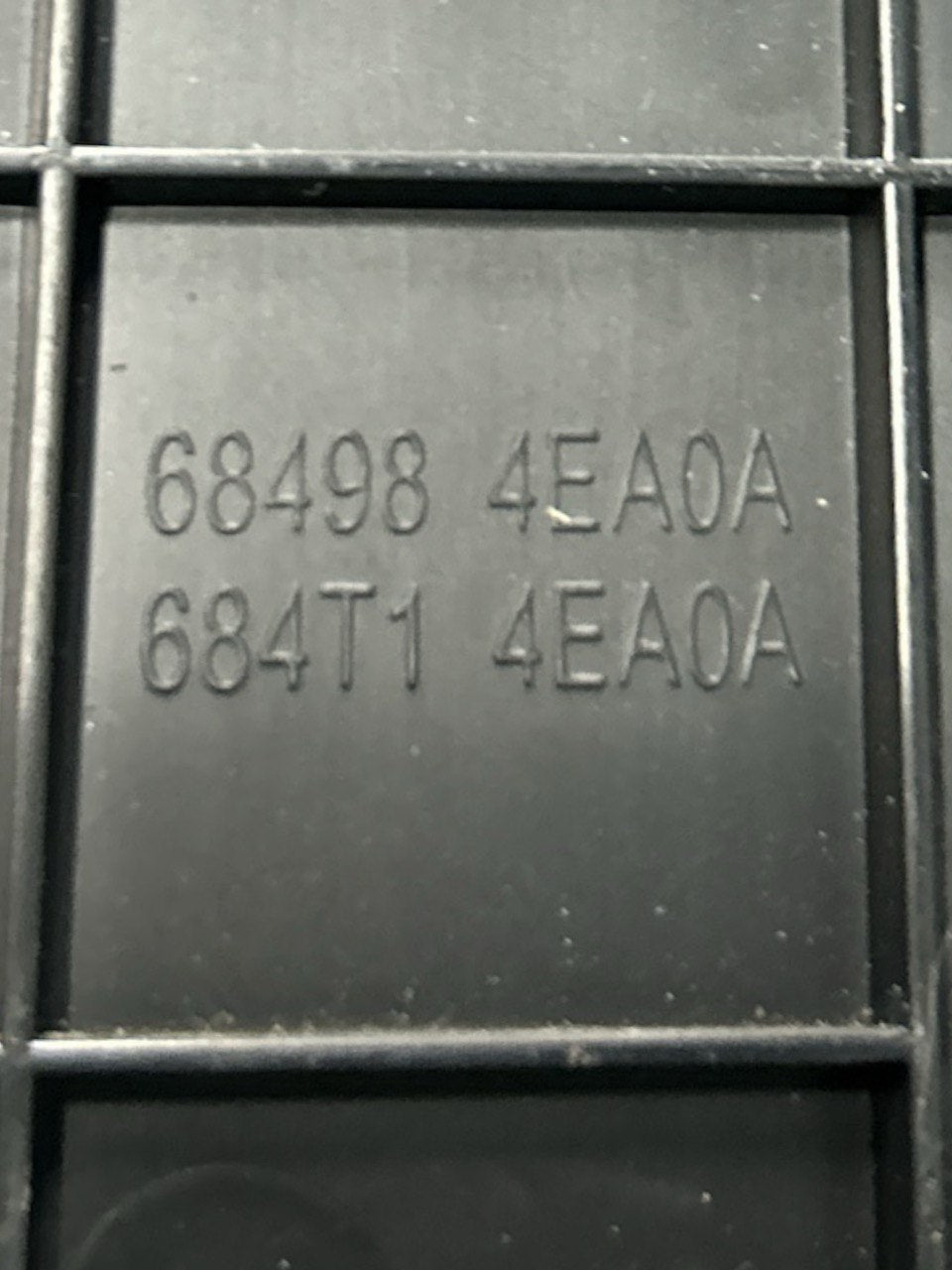 Nissan Qashqai (J11) (2014 > 2021) code 684994EA0A Cover / Trim Dashboard Front Right - F&P CRASH SRLS - Used Parts