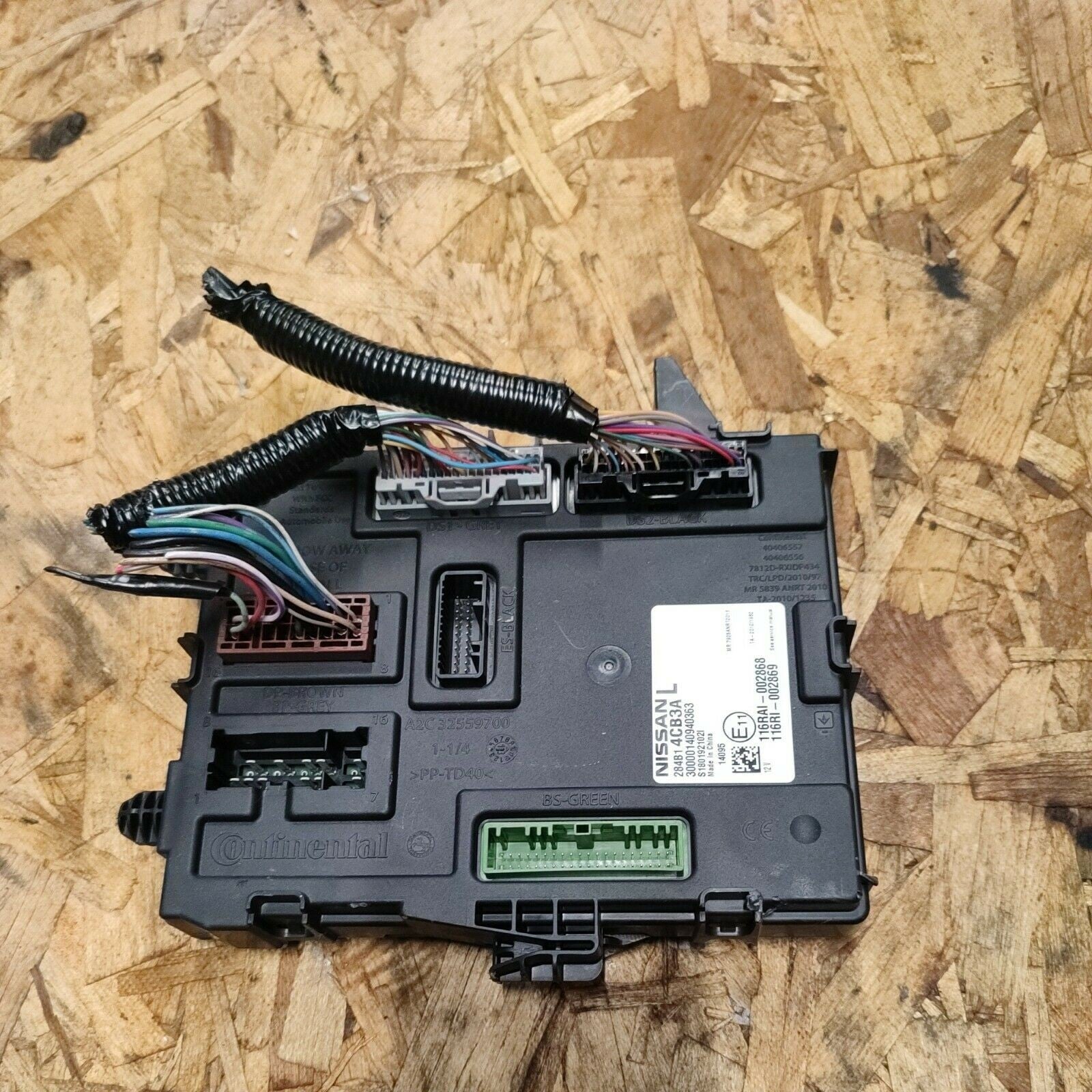 NISSAN X-TRAIL T32 (2013-2021) Qashqai BCM body Control Module 284B1 4CB3A - F&P CRASH SRLS - Used Parts