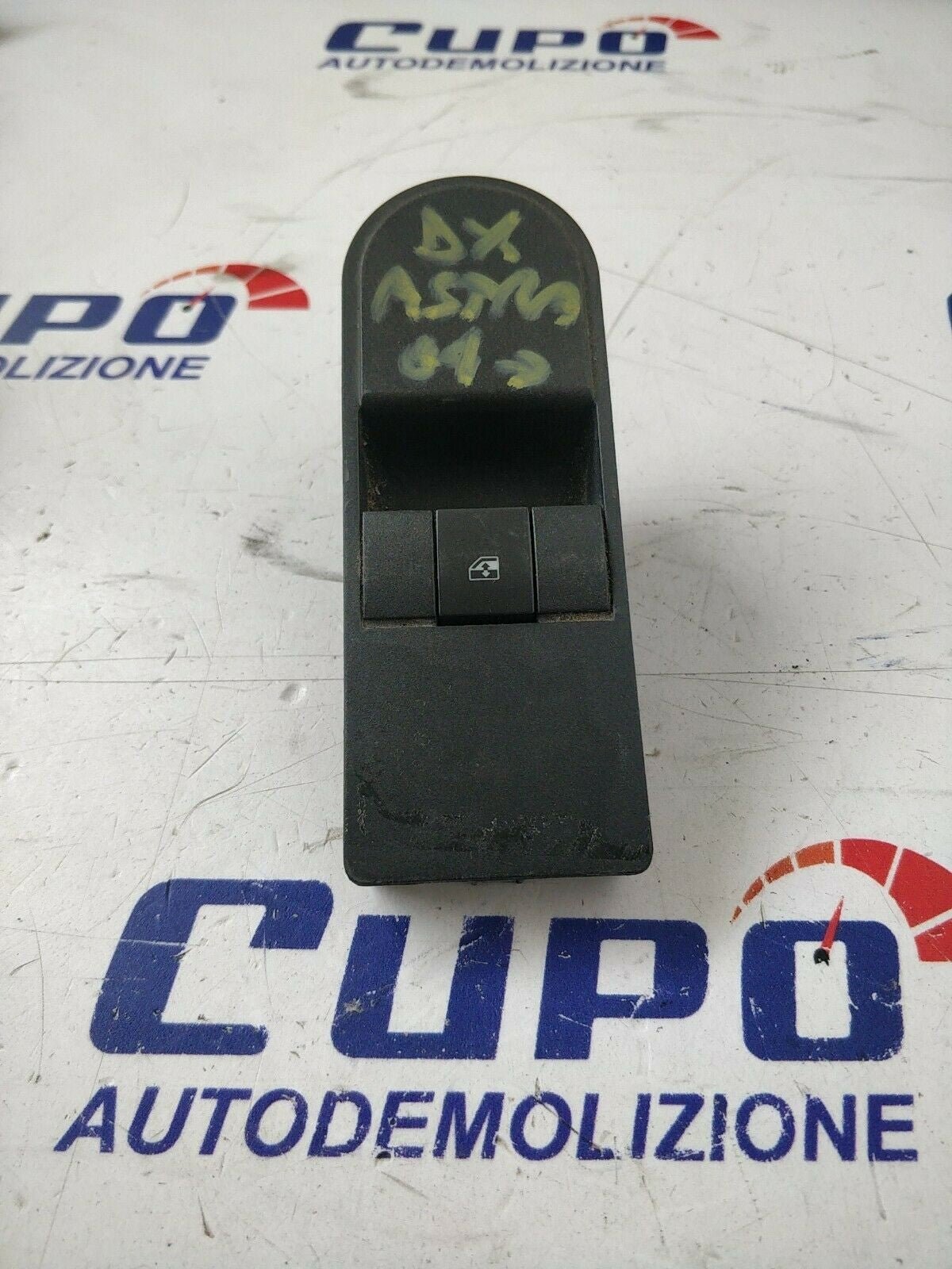Opel Astra H (2004) 5P Right Front Electric Window Switch 13183675 - F&P CRASH SRLS - Used Parts