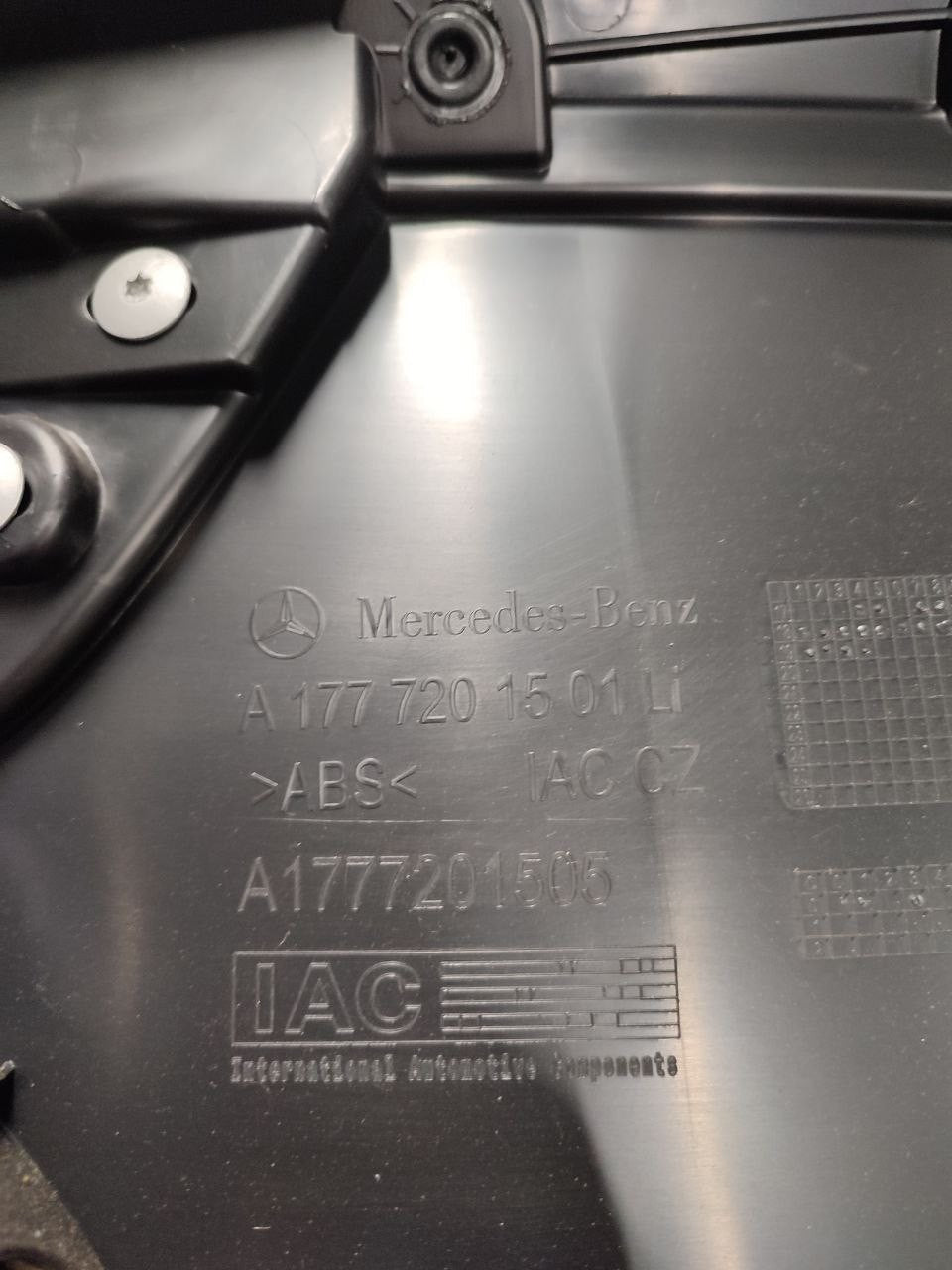 Pannello porta anteriore sinistra Mercedes classe A ( w177 ) cod A177201505 - F&P CRASH SRLS - Ricambi Usati