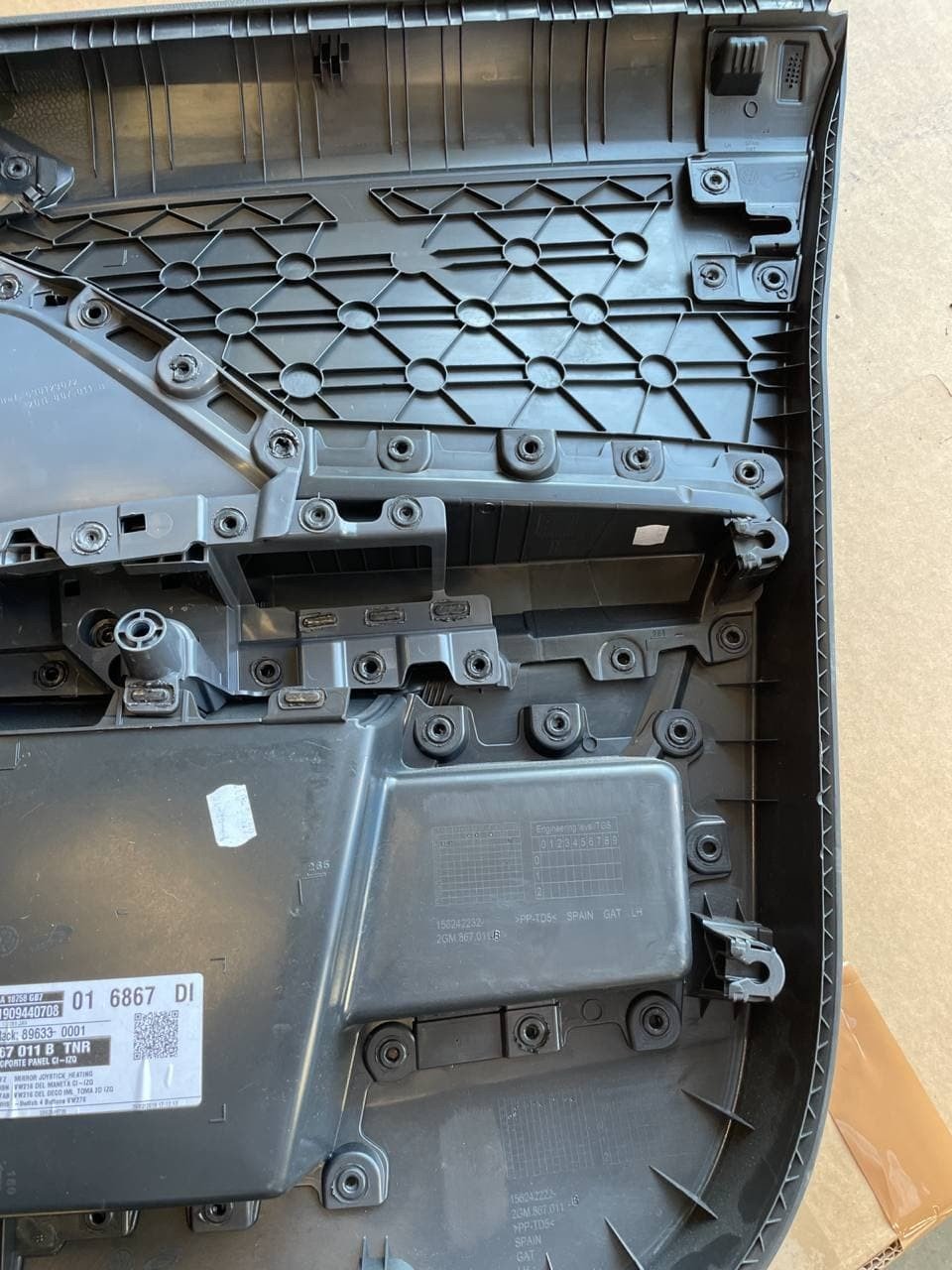 Pannello portiera Volkswagen T-cross anteriore sinistra - F&P CRASH SRLS - Ricambi Usati