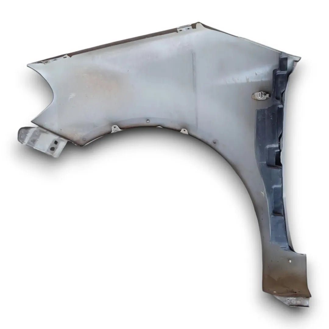Parafango anteriore destro Fiat Sedici 2006–2011 OEM 71742876 - F&P CRASH SRL - Ricambi Usati