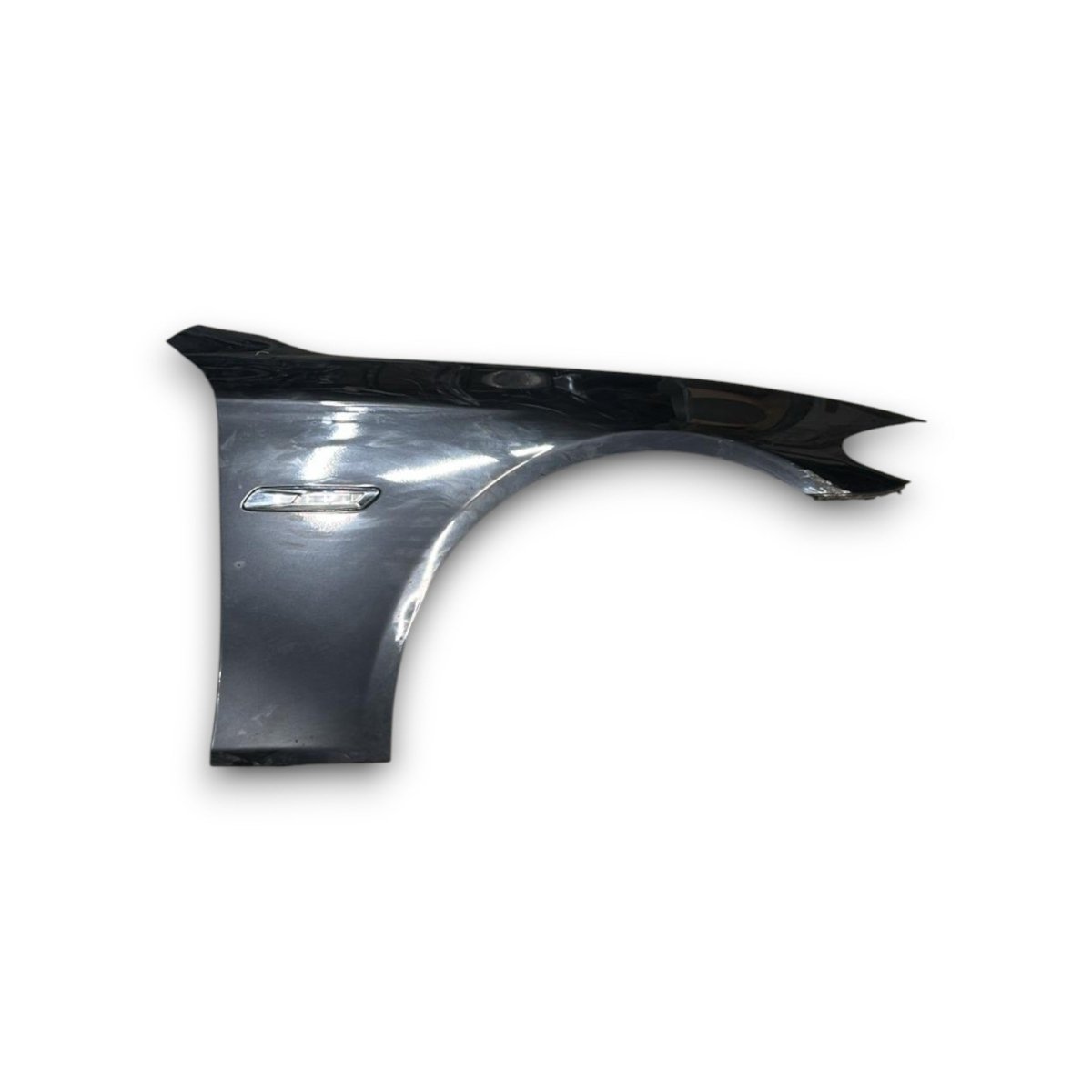 Parafango anteriore destro nero BMW Serie 5 (F11) (2010 > 2017) - F&P CRASH SRL - Ricambi Usati