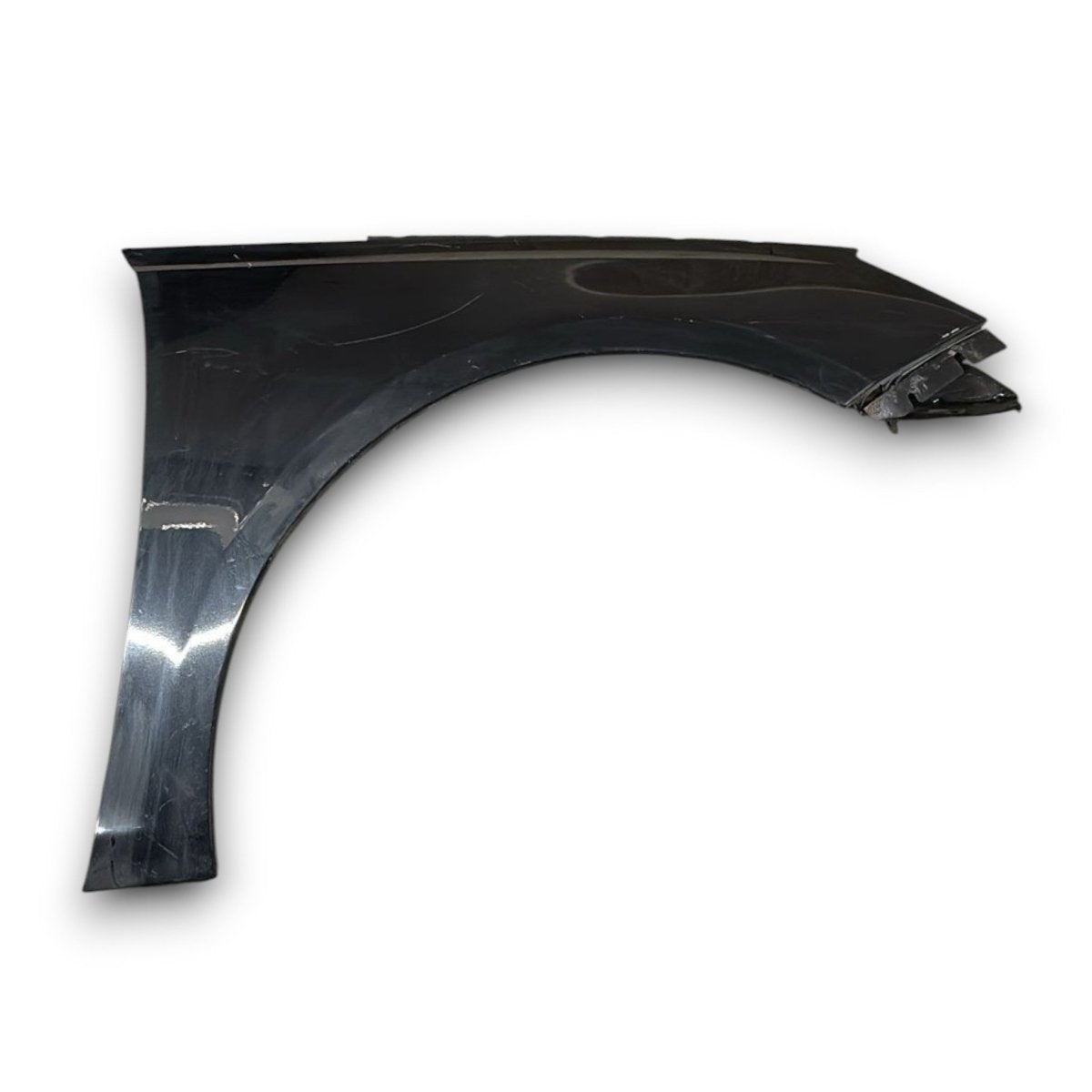 Parafango anteriore destro nero Peugeot 308 II cod . 000674b02d (2013 > 2021) - F&P CRASH SRL - Ricambi Usati