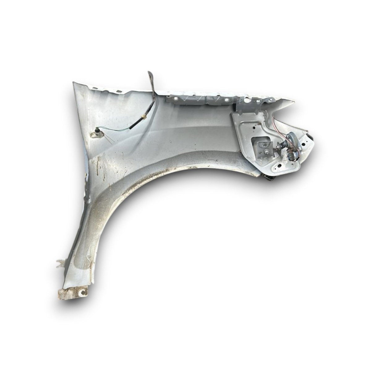Parafango anteriore sinistro bianco Dacia Sandero (2012 > 2021) - F&P CRASH SRL - Ricambi Usati