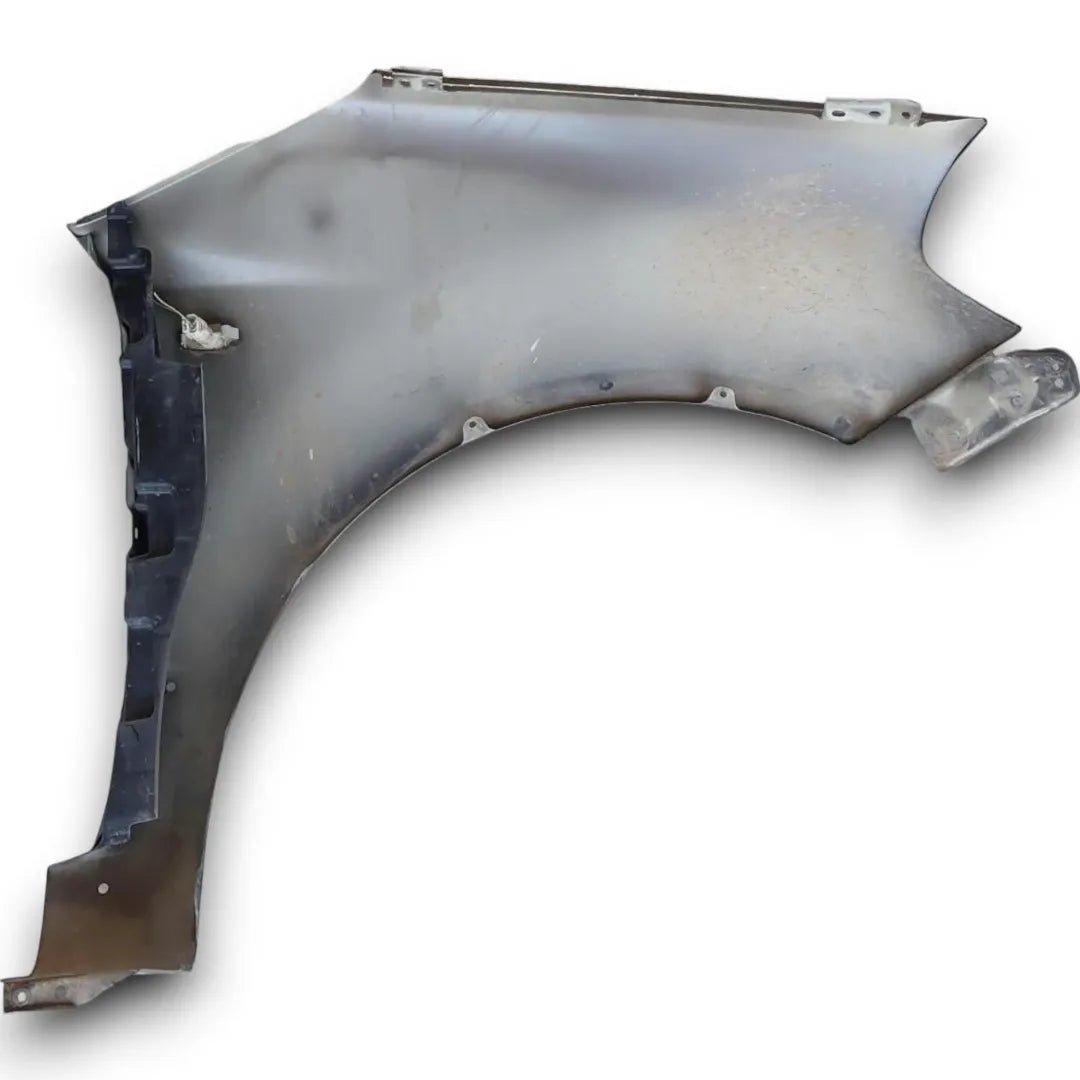 Parafango anteriore sinistro Fiat Sedici 2006–2011 OEM 71742877 - F&P CRASH SRL - Ricambi Usati