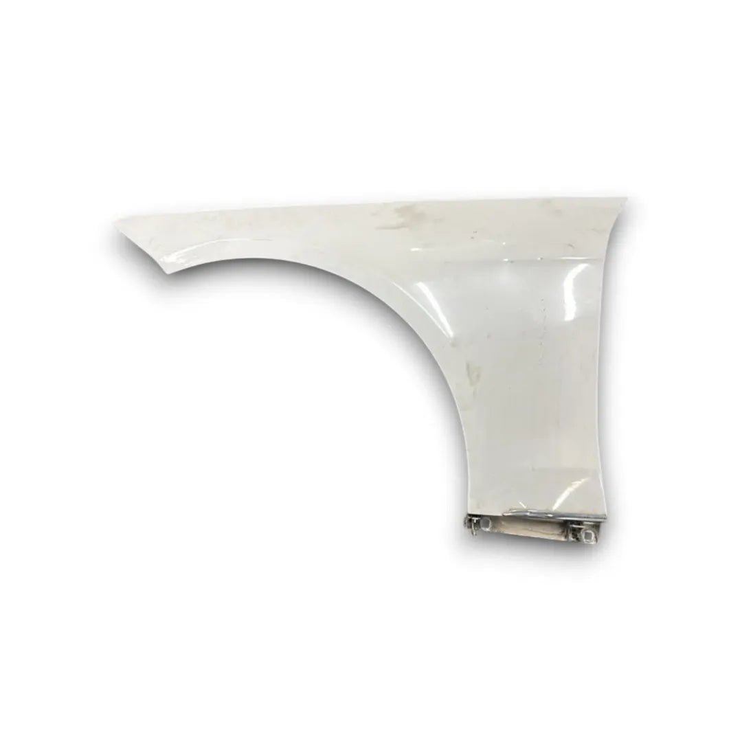 Parafango anteriore sinistro Mercedes-Benz Classe E W/S212 dal 2009 OEM A2128801118 - F&P CRASH SRL - Ricambi Usati