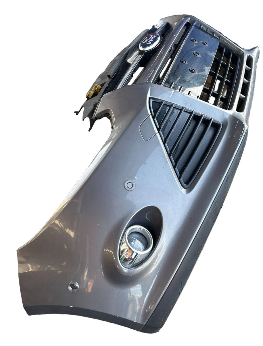 Paraurti anteriore grigio ford focus III (2011 - 2018) - F&P CRASH SRL - Ricambi Usati
