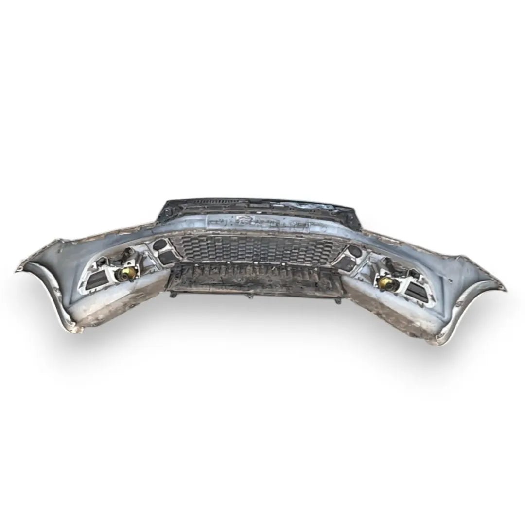 Paraurti anteriore Volkswagen Scirocco dal 2008 OEM 1K8807217MGRU - F&P CRASH SRL - Ricambi Usati