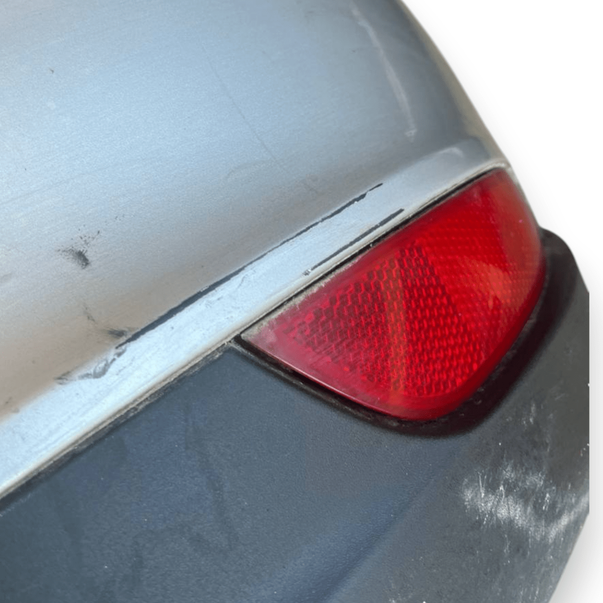 Paraurti posteriore Grigio Ford Focus III Berlina 5 Porte Hatchback (2011 al 2018) - F&P CRASH SRLS - Ricambi Usati