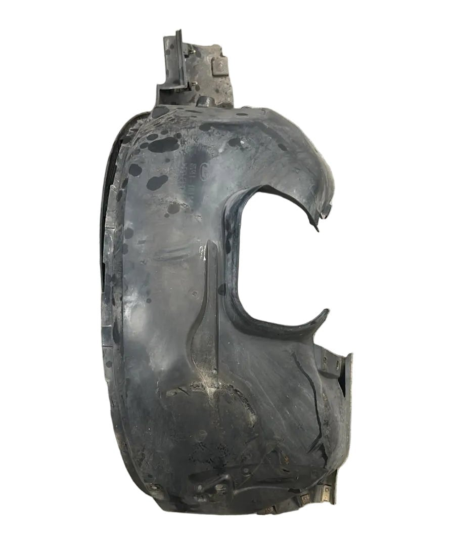 Passaruota / parasassi anteriore destro Ford Kuga 8v41 - 16114 - ac (2008 > 2012) - F&amp;P CRASH SRL - Ricambi Usati