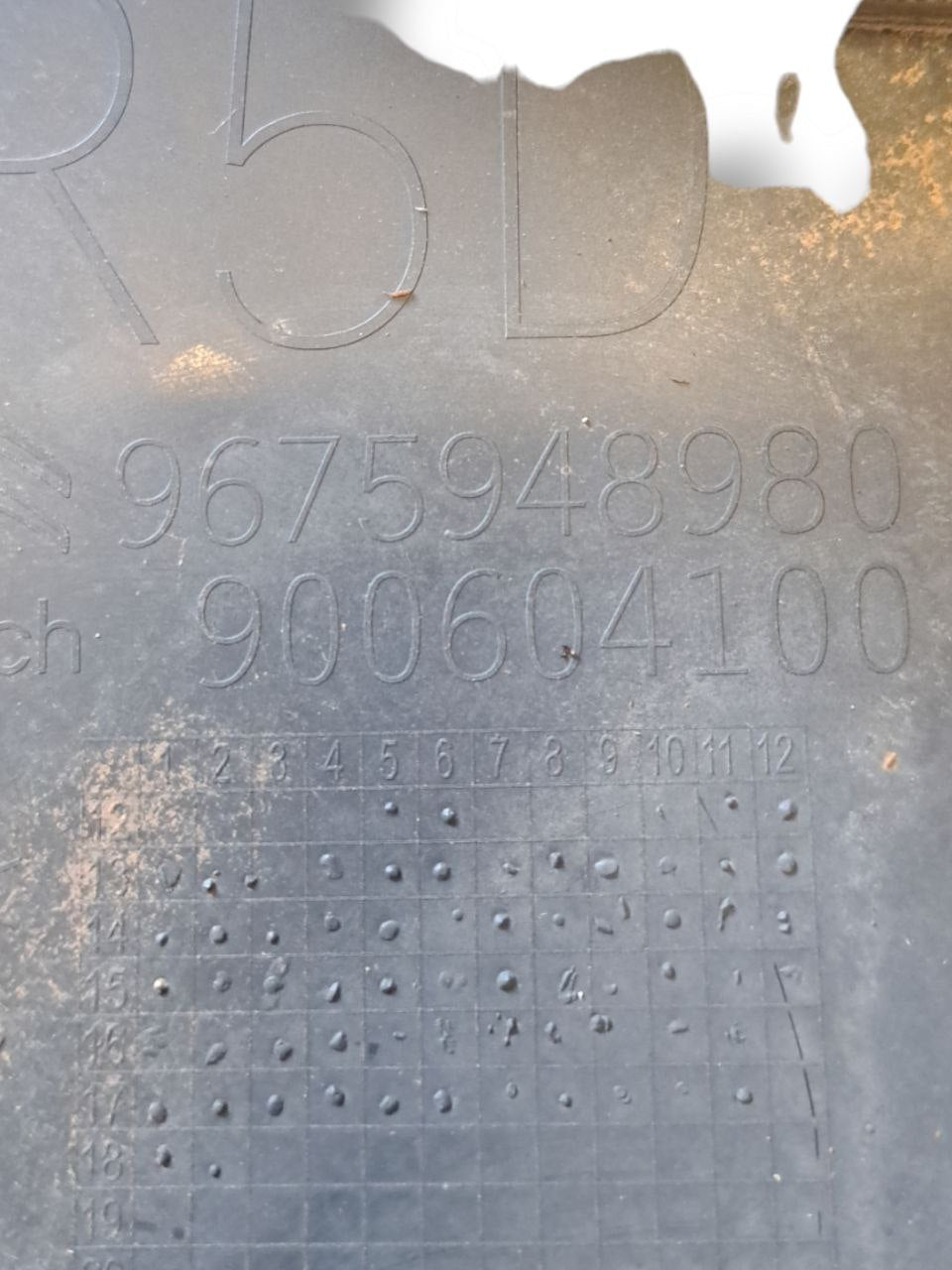 Right Rear Wheel Arch Citroen C4 Picasso (2010 - 2018) CODE:9675948980 - F&P CRASH SRLS - Used Parts