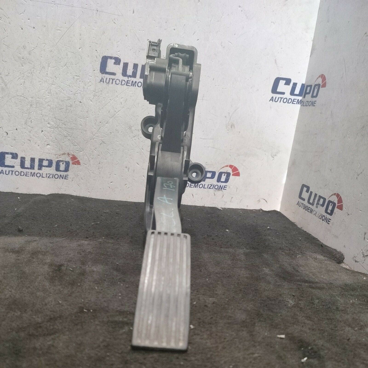 PEDALE ACCELERATORE MERCEDES Classe A (W169) 170CDI (2004-2012) A1693000304 - F&amp;P CRASH SRLS - Ricambi Usati