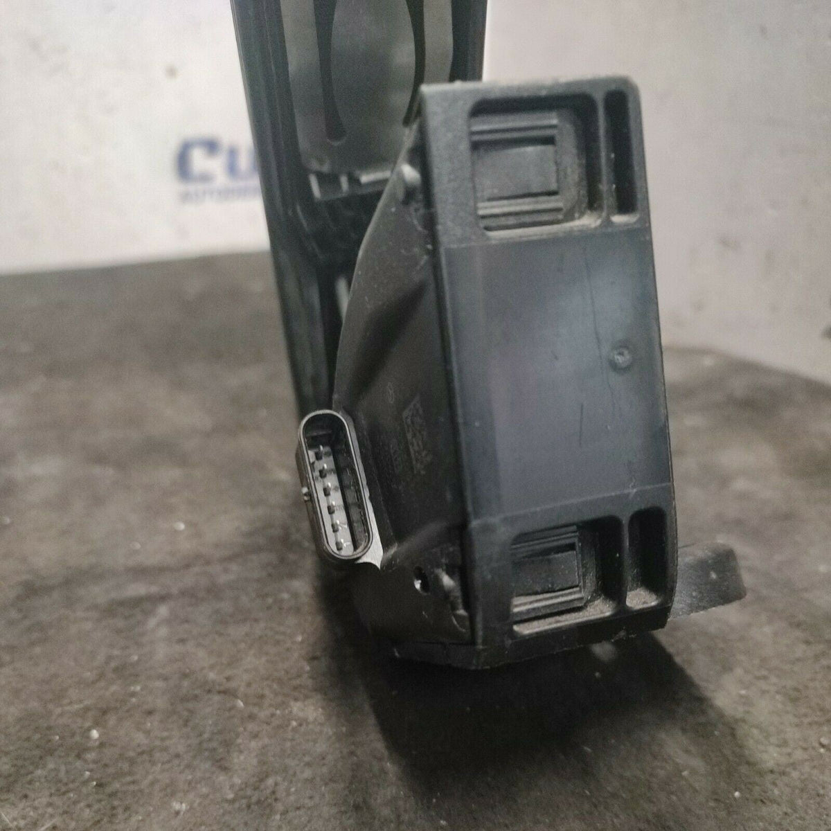 ACCELERATOR PEDAL MERCEDES CLASS C W205 FROM (2014 onwards) 2053000104 - F&P CRASH SRLS - Used Parts