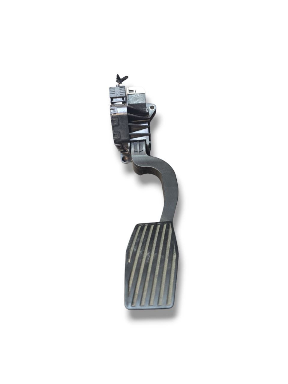 Pedale Acceleratore Opel Corsa D ( 2006 - 2014 ) Cod : 13305804 - F&P CRASH SRLS - Ricambi Usati
