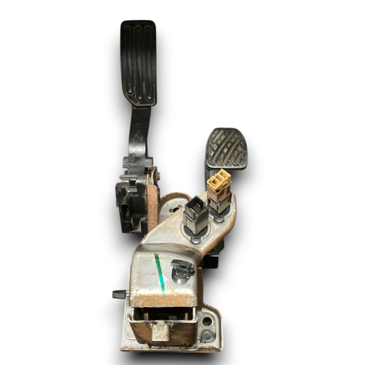 Pedale acceleratore + pedale freno nissan juke (2010 > 2019) - F&P CRASH SRL - Ricambi Usati