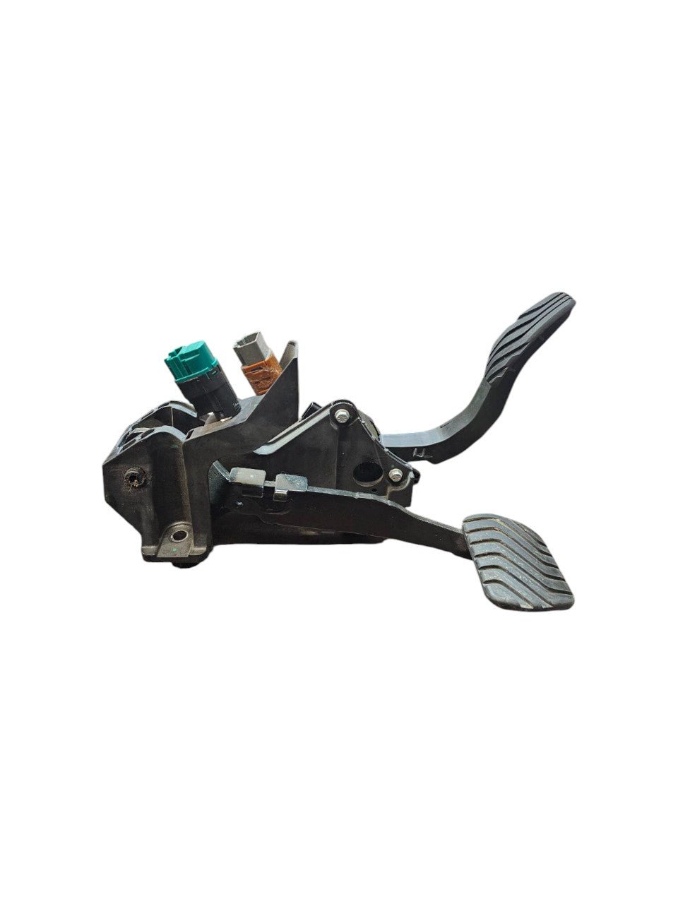 Brake + Accelerator Pedal Renault Captur II Code:465013026R (2019 - >) - F&P CRASH SRLS - Used Parts
