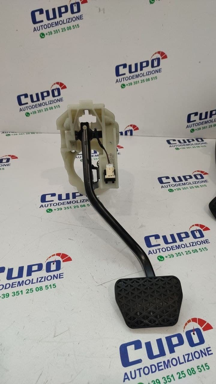 Brake pedal Bmw series 3 f30 code 6860647-02 - F&P CRASH SRLS - Used Parts