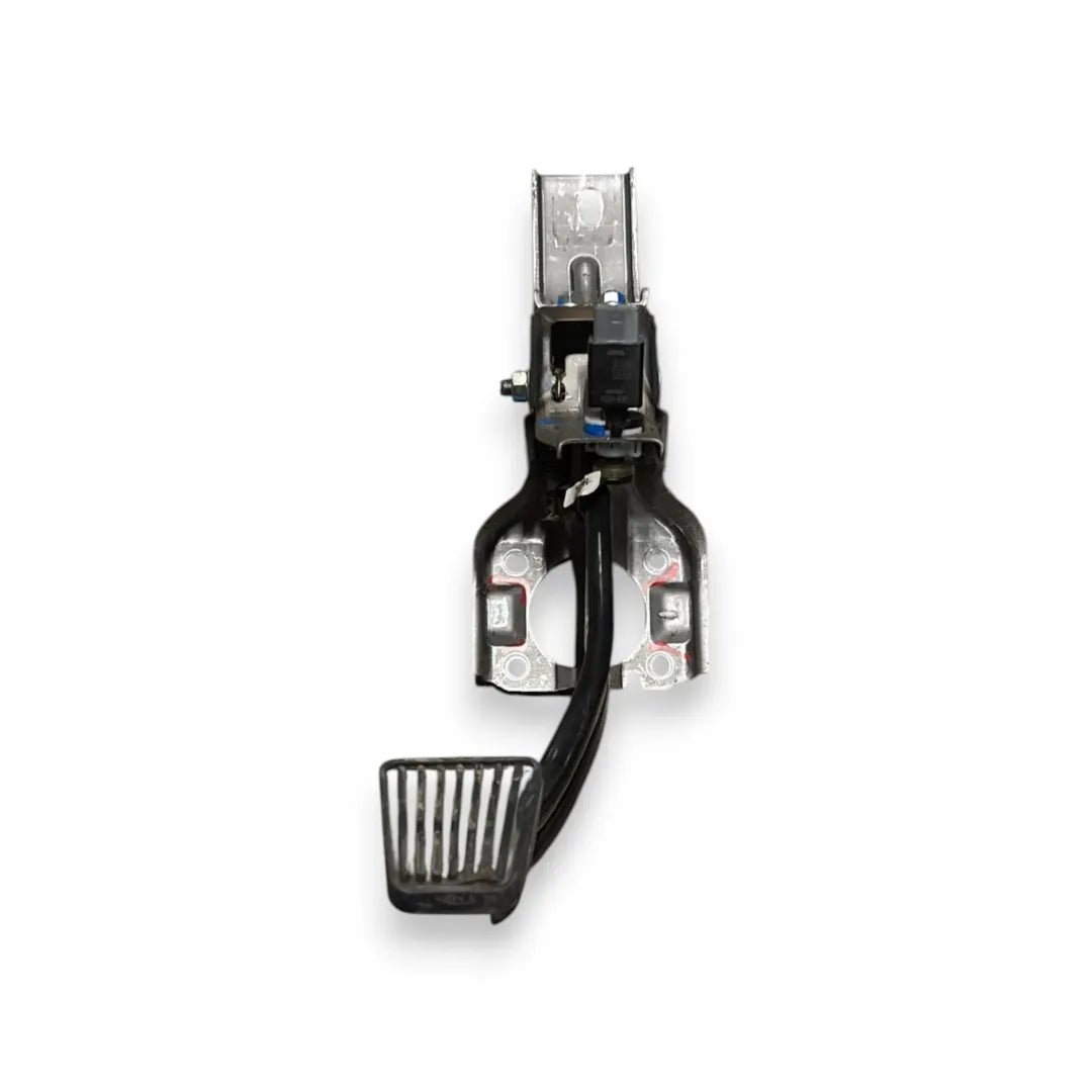 Pedale del freno Kia Sportage 3ª Serie 2010–2014 OEM 328002S000