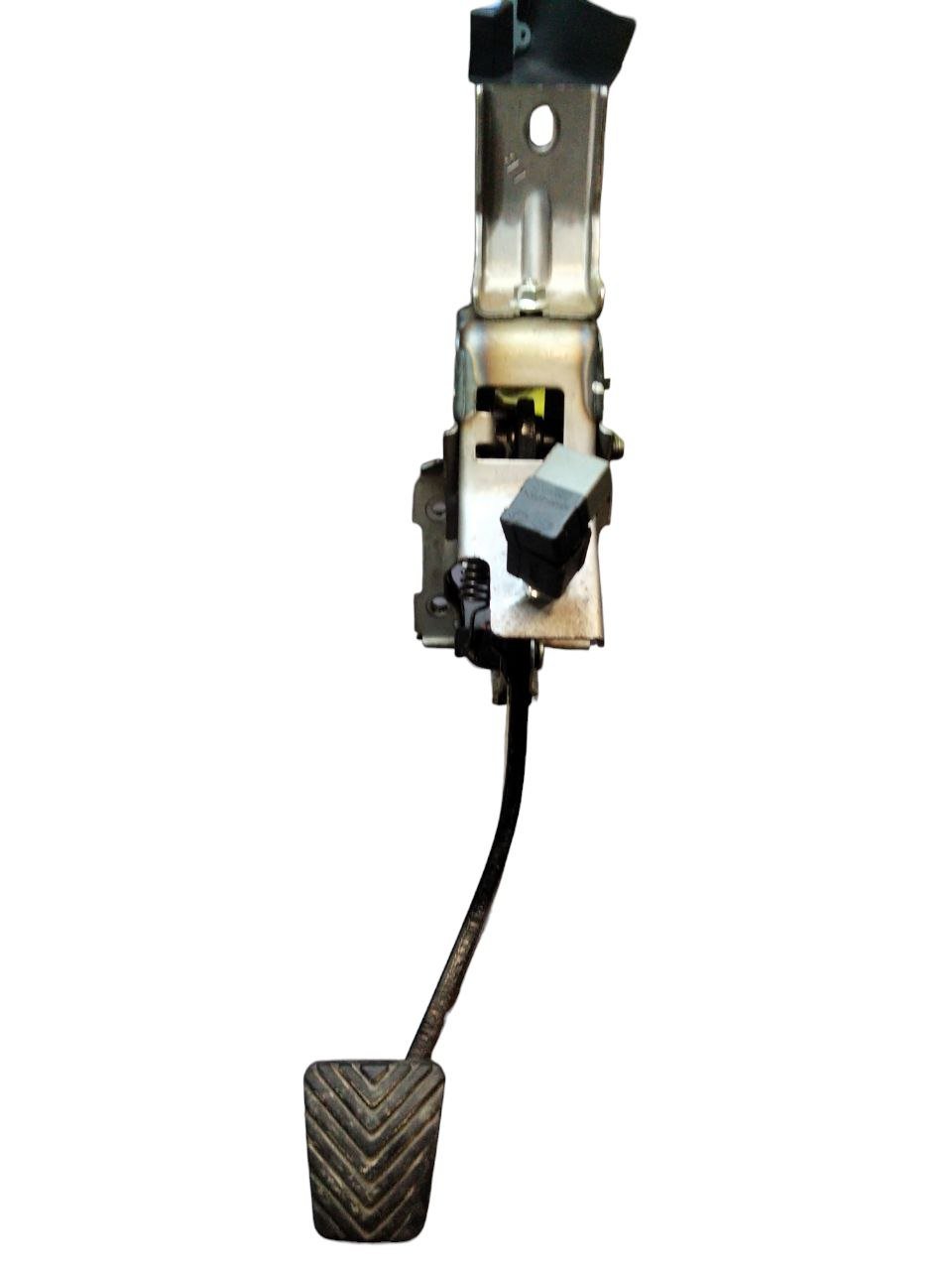 Kia Sportage SL 1.7 diesel brake pedal (2010 - 2016) code 328002S000 - F&P CRASH SRLS - Used Parts