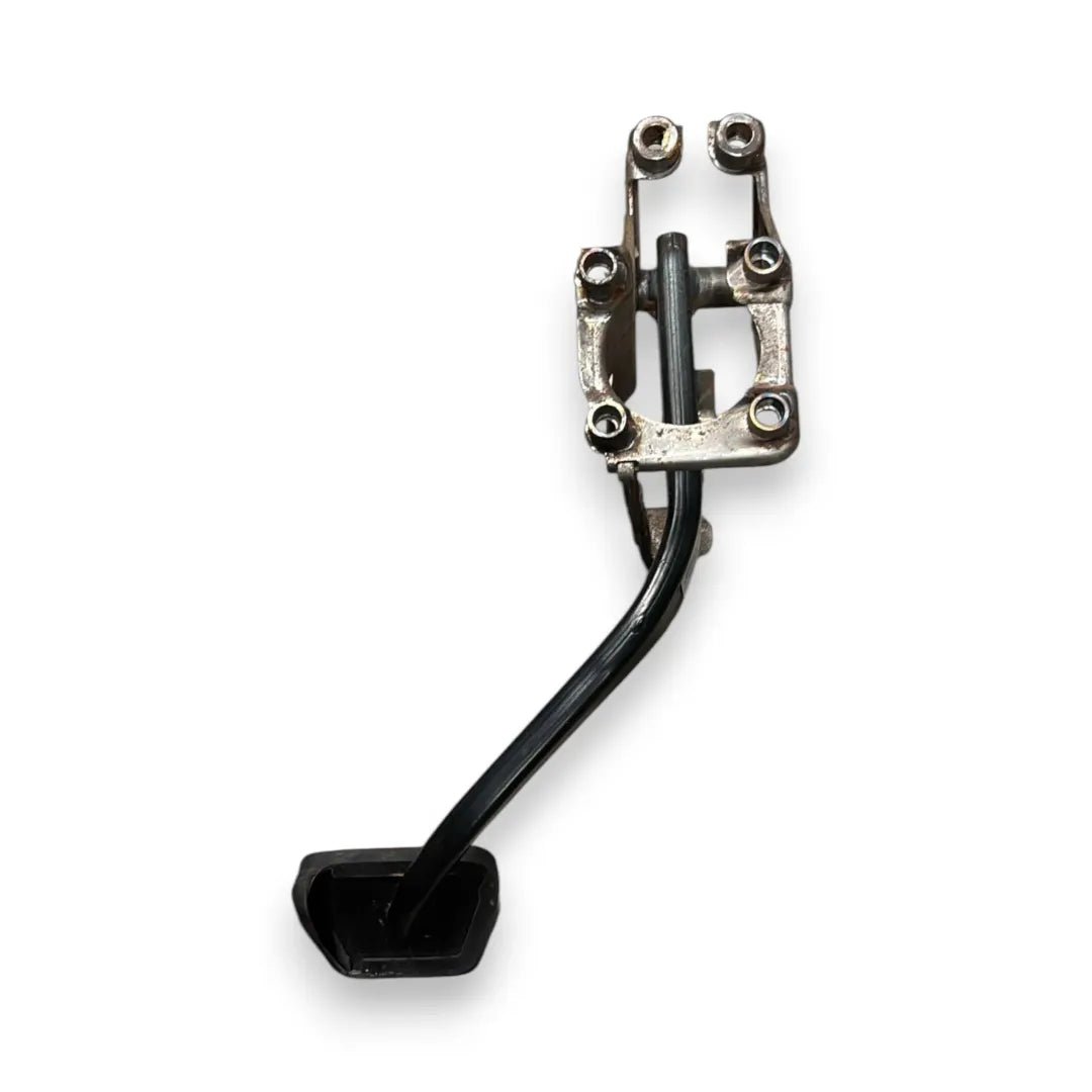 Dettaglio Pedale del freno Land Rover Defender dal 2019 OEM LR161099 - foto 2