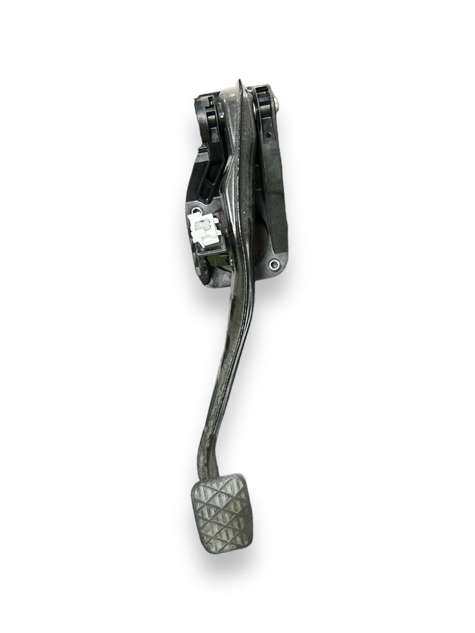 Brake Pedal Mercedes Benz Class B (W246) (2012 > ) code . A2462900019 - F&P CRASH SRLS - Used Parts