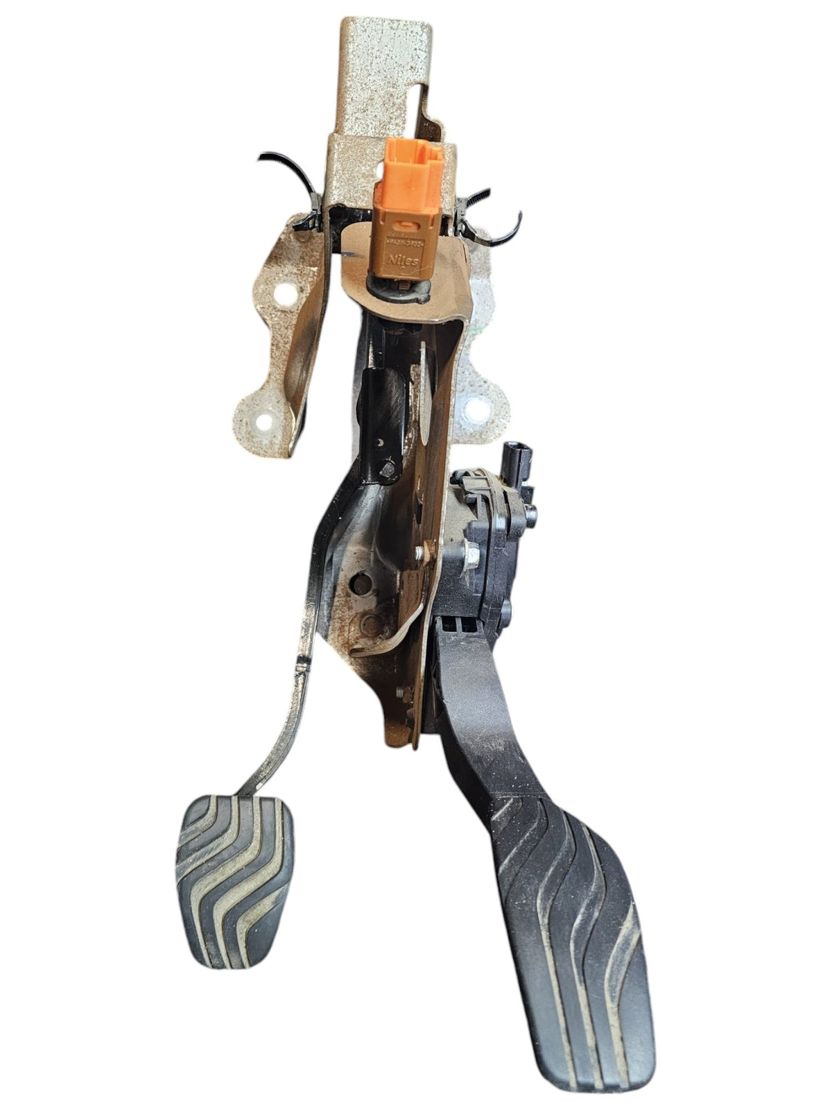 Brake Pedal + Accelerator Pedal Nissan Qashqai J11 (2014 - 2021) Code:465014EA2B - F&P CRASH SRLS - Used Parts