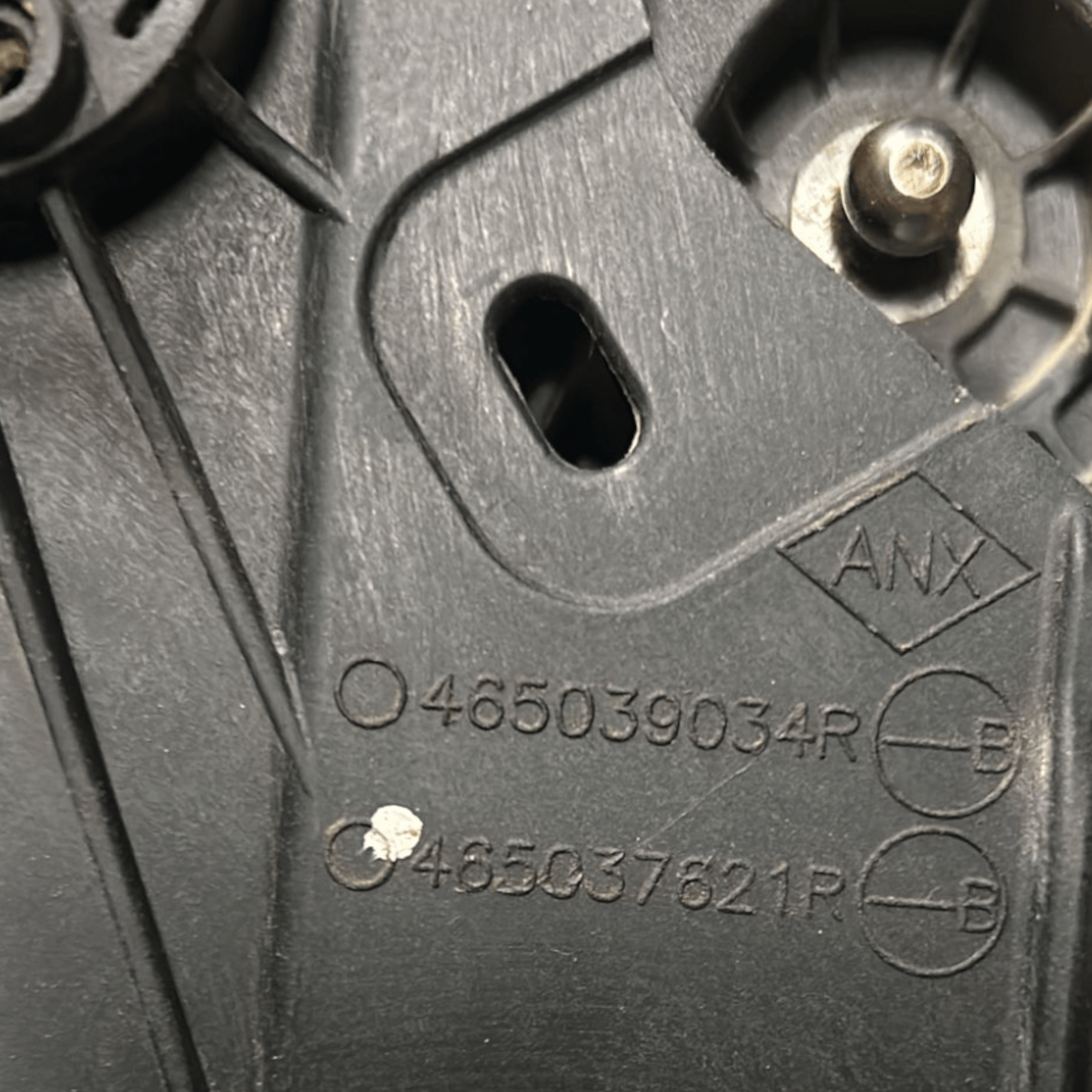 Pedale Frizione Dacia Sandero cod:465039034R (2012 > 2020) - F&P CRASH SRLS - Ricambi Usati